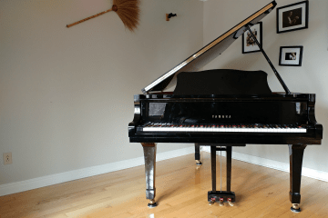 How to move a piano yourself?